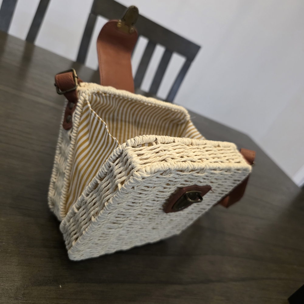 Mini Stylish Cream and Brown Woven Crossbody Bag - Picture 4 of 12